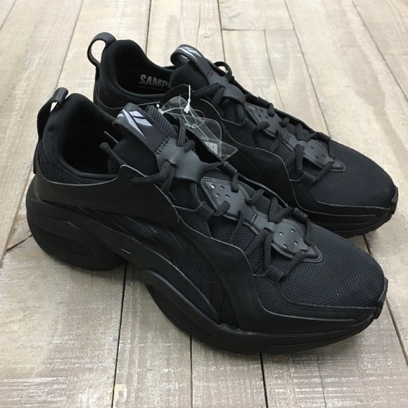 REEBOK Solectrolyte ST Sneakers Black Size 9 Men - Picture 1 of 4